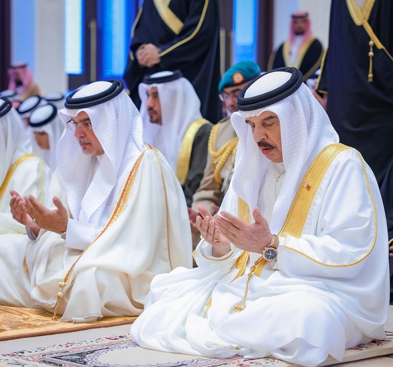 جلالة الملك المعظم يؤدي صلاة عيد الاضحى المبارك