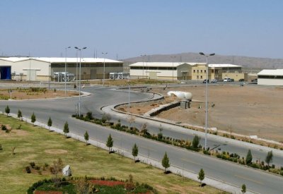 واشنطن وباريس تؤكدان التزامهما بمنع إيران من امتلاك سلاح نووي