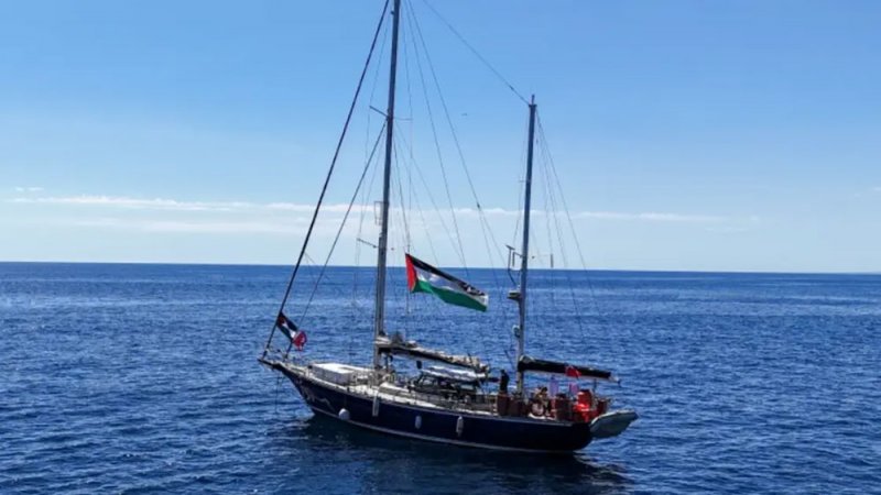 اللجنة الدولية لـ"كسر الحصار": السفينة "مادلين" على بُعد أميال من غزة