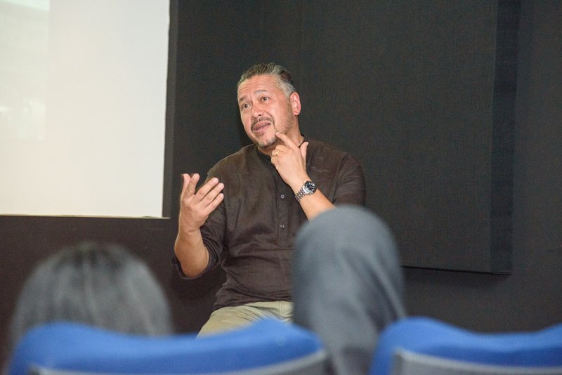 “مالي تشونغ” يستعرض تجربته في أشهر الأعمال السينمائية