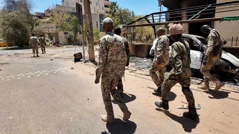الدعم والجيش يعلنان السيطرة على منطقة بين السودان وليبيا ومصر