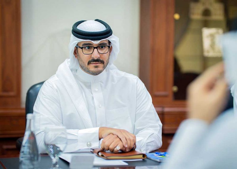سمو الشيخ عيسى بن سلمان: نهج مؤسسي لتنفيذ البرامج الحكومية وتحسين خدمات الصحة والتعليم