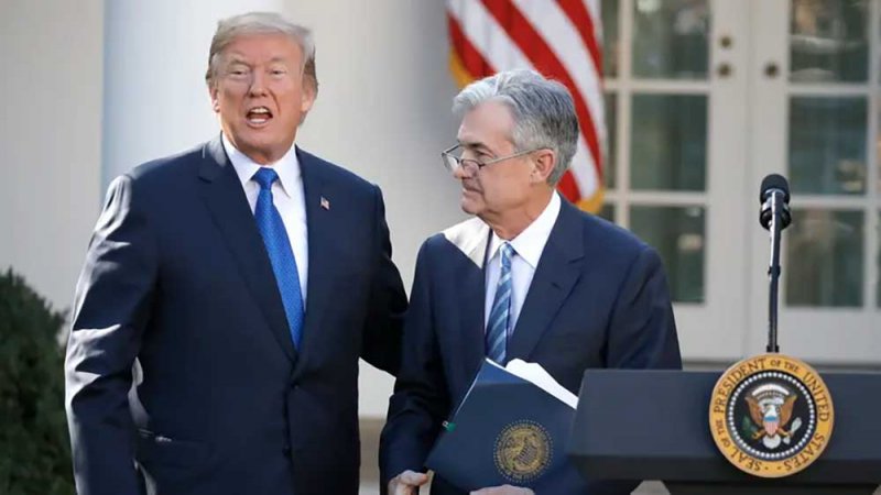 ترامب يطالب "الفيدرالي" الأميركي بخفض الفائدة بنسبة 1%