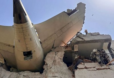 مأساة الطائرة الهندية.. ترجيح بعدم وجود ناجين و"مقتل طلاب"