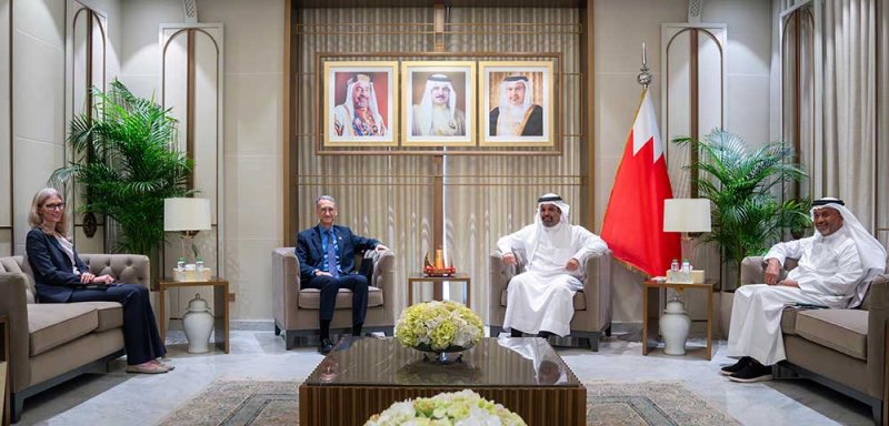 وزير المالية يستعرض مع السفير الأميركي مسارات التعاون المالي والاقتصادي