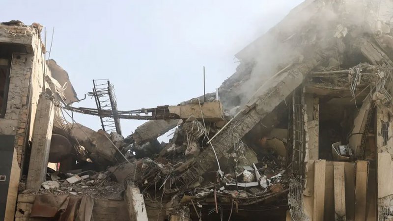دوي انفجارات جديدة في شمال غربي إيران.. إسرائيل تدمر مطار تبريز بالكامل