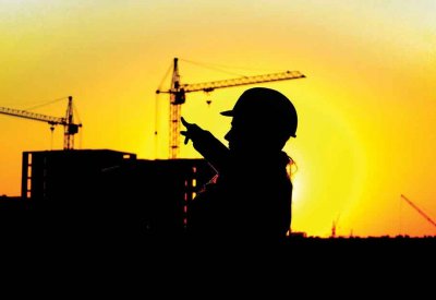 بدء سريان تطبيق قرار حظر العمل وقت الظهيرة اعتبارًا من يوم غد الأحد