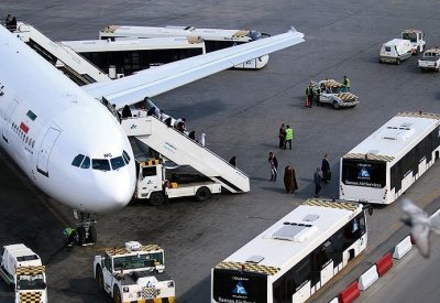 تسيير حافلات إلى الحدود العراقية الإيرانية لتسهيل عودة البحرينيين