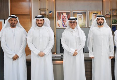 وكيل شؤون البلديات يستقبل وفد وزارة التغير المناخي والبيئة الإماراتية