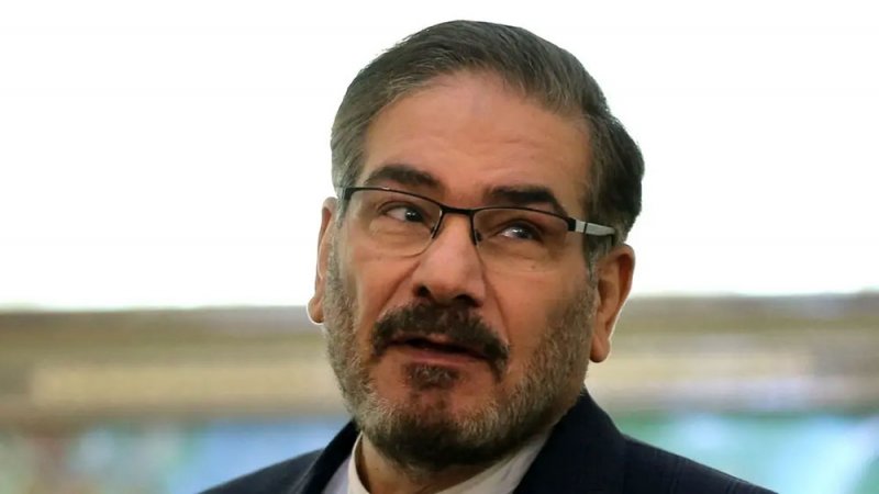 مستشار المرشد الإيراني يخضع لبتر ساقه.. وحالته الصحية "مستقرة نسبياً"