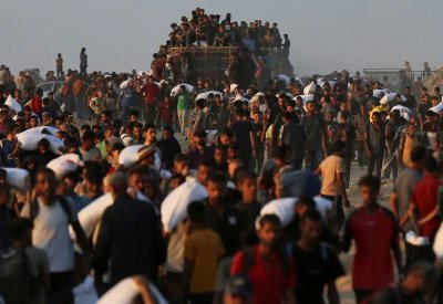غزة.. مقتل 32 فلسطينياً بينهم 11 عند نقاط توزيع المساعدات