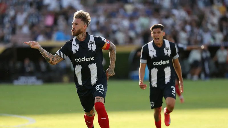 راموس يسجل هدفا تاريخياً في تعادل مونتيري مع إنتر
