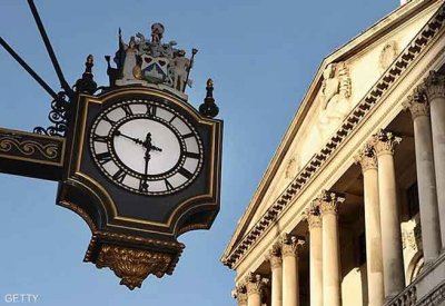بنك إنجلترا يثبت الفائدة متماشيا مع التوقعات