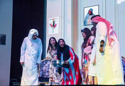 نجاح جماهيري لمسرحية "يرجى الانتباه"