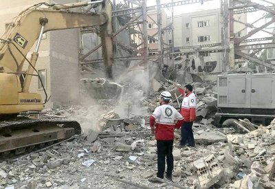 مستشار خامنئي: لن نستسلم أو نتراجع وسنعاقب المعتدين