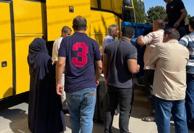 800 بحريني عادوا من إيران عبر البر