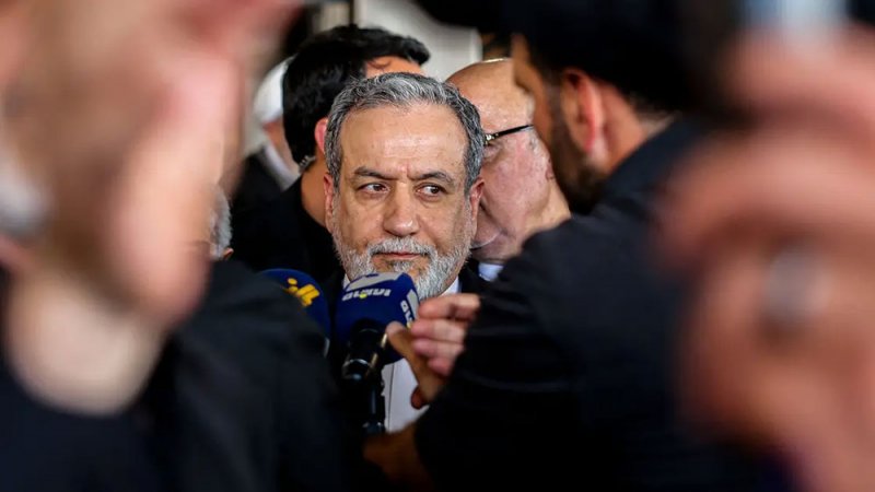 قبل "السيناريو الأسوأ".. عرض أوروبي شامل إلى إيران من 3 بنود