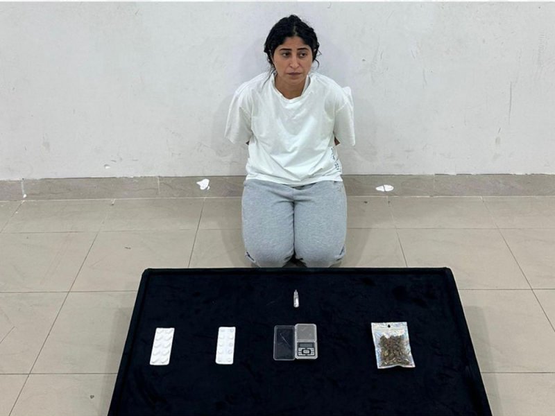 ضبط شجون الهاجري بتهمة حيازة مواد مخدرة.. ونشر صورتها