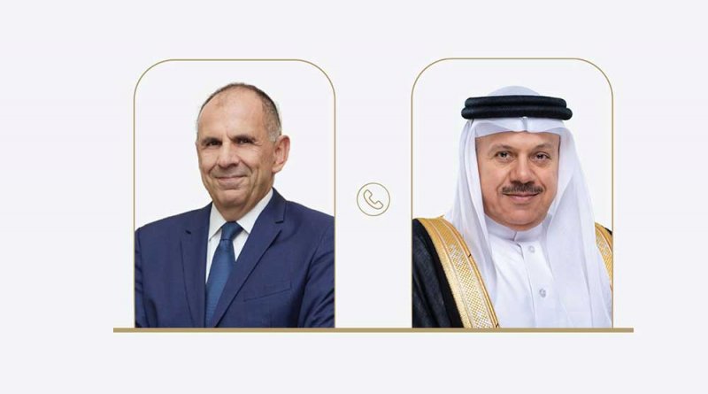 وزير الخارجية يتلقى اتصالًا هاتفيًا من وزير خارجية اليونان