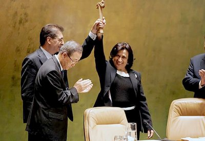 المرأة البحرينية شريك فاعل في صياغة السياسات الدولية