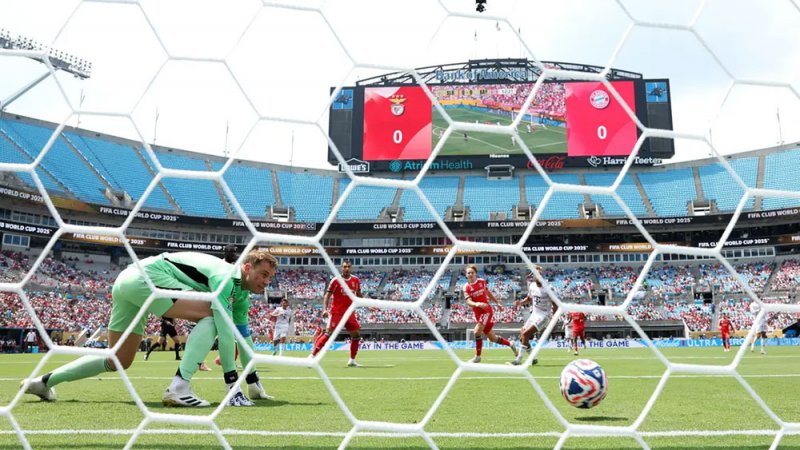 كأس العالم للأندية.. نوير يوبخ لاعبي بايرن ميونخ