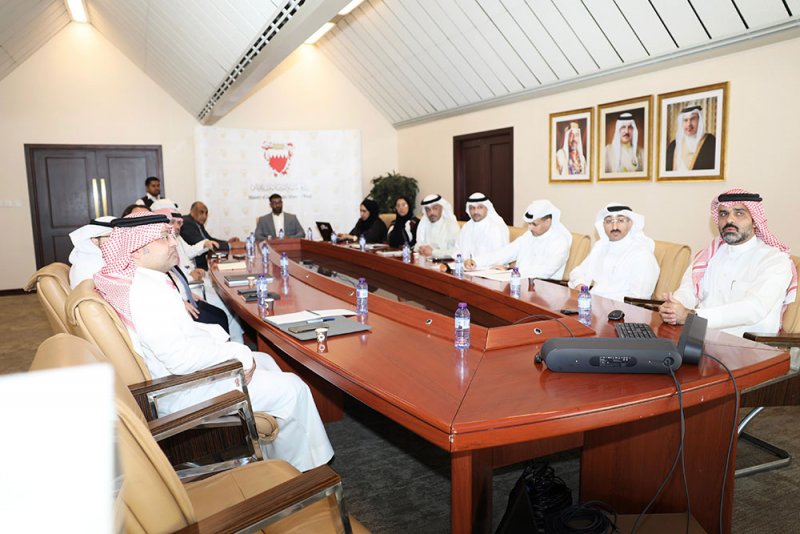"العدل" تستعرض مع عدد من البنوك آلية بيع العقارات في المزادات العلنية