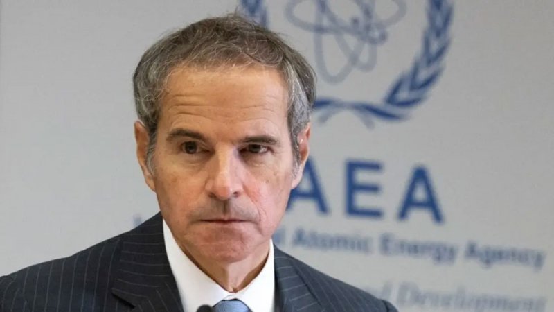 غروسي: عودة المفتشين لمنشآت إيران النووية أولوية قصوى