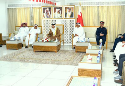 محافظ المحرق: المحرق تعكس دائماً صورة التعايش والتكافل بين أطياف المجتمع البحريني الواحد