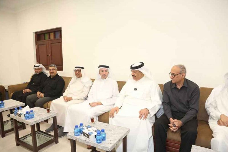 محافظ العاصمة يزور عدداً من مآتم المنامة مع بدء موسم عاشوراء