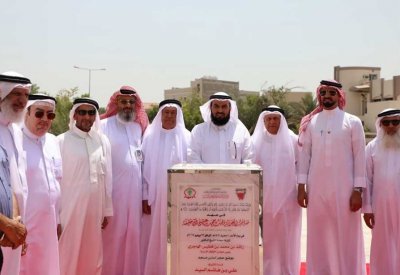 رئيس مجلس الأوقاف السنية يضع حجر الأساس لمسجد علي بن هاشم السيد