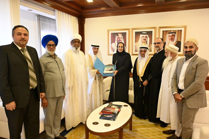 وزيرة الإسكان والتخطيط العمراني تستقبل رئيس وأعضاء جمعية البحرين لتسامح وتعايش الأديان "تعايش"