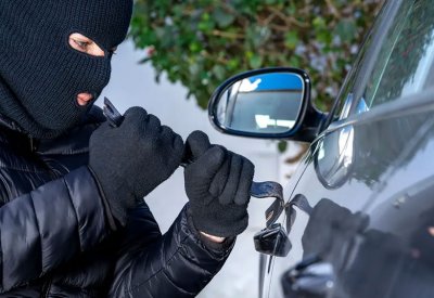 سرقة السيارات في بريطانيا تتحول إلى تجارة عالمية مربحة