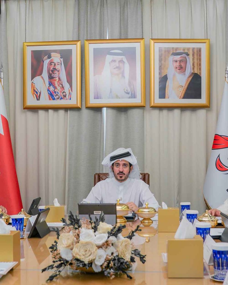 خالد بن حمد يطلع على تحضيرات الأولمبية لاستضافة الألعاب الآسيوية للشباب