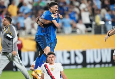 الهلال يكتب التاريخ.. أول فوز عربي وآسيوي على مانشستر سيتي