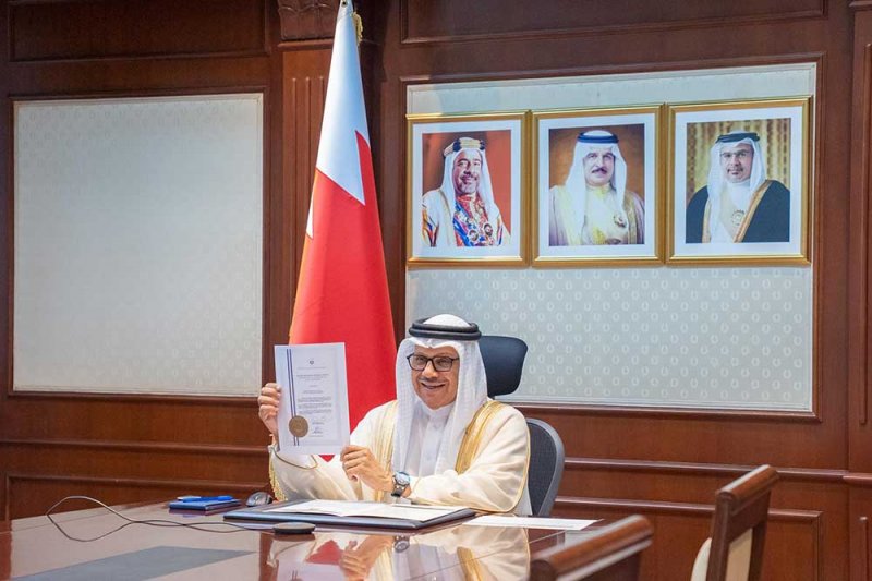 وزير الخارجية يتسلم نسخًا من أوراق اعتماد عدد من سفراء الدول المعينين لدى البحرين