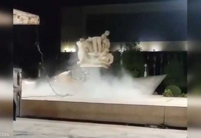 سقوط تمثال في حلب يثير الجدل في سوريا