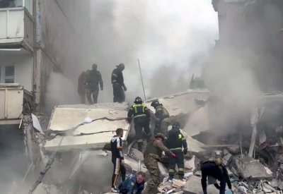 أوكرانيا تقصف قاعدة جوية روسية.. وموسكو تؤكد