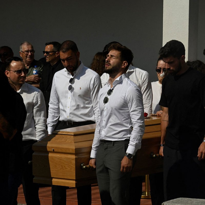 بغياب صلاح.. حضور كبير من نجوم الكرة في جنازة جوتا