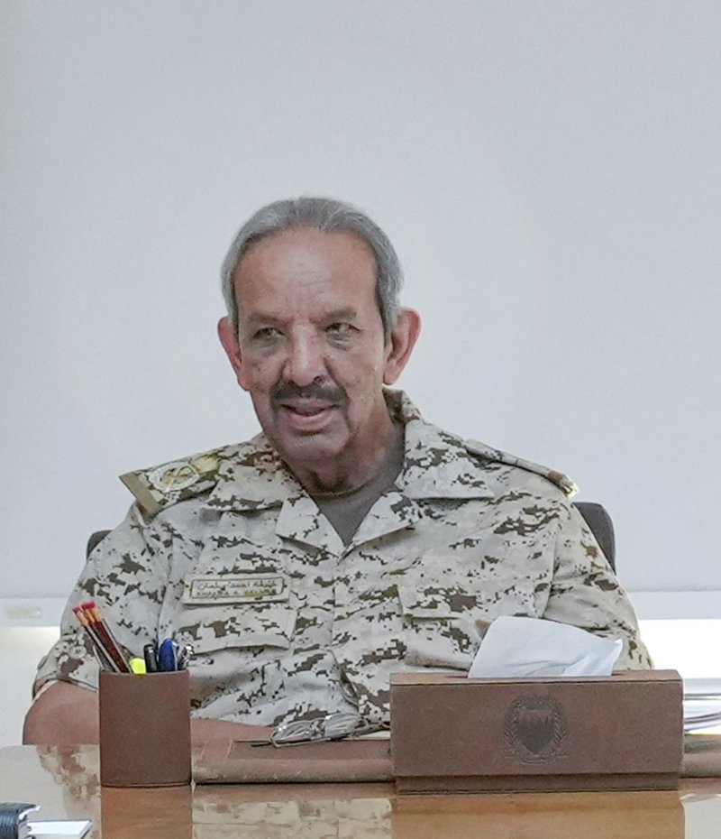 القائد العام لقوة دفاع ‏البحرين يجتمع مع عدد من كبار الضباط بقوة دفاع ‏البحرين