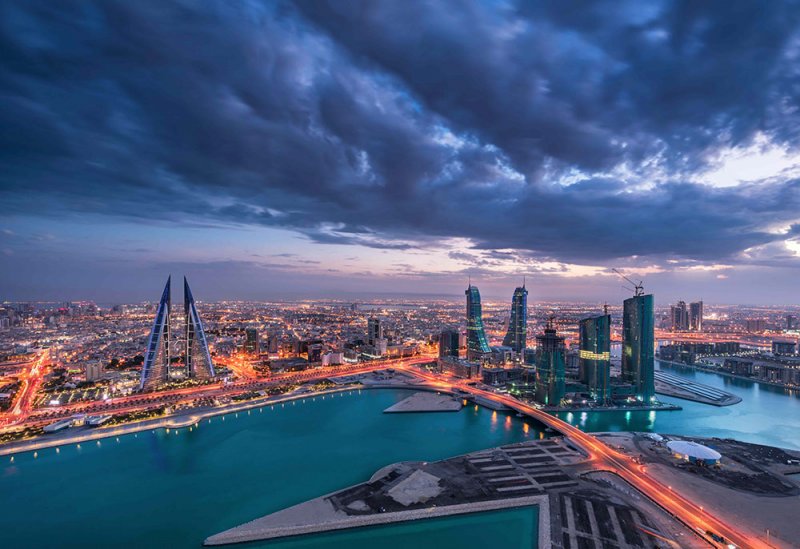 البحرين تتيح كلفة تنافسية أقل بنسبة 48% في الخدمات المالية