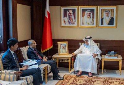 وزير الخارجية يستقبل سفير جمهورية بنغلاديش الشعبية لدى مملكة البحرين