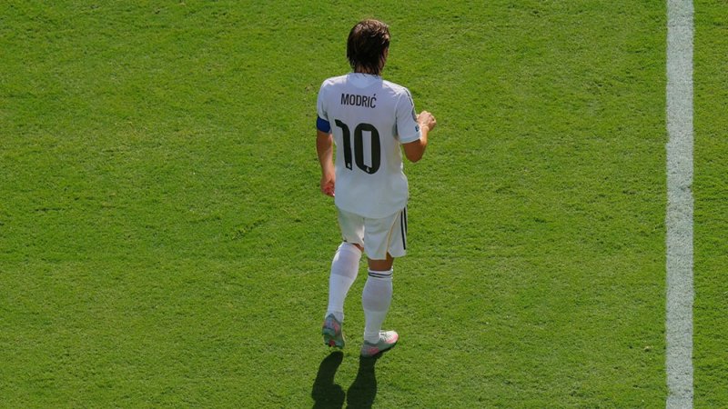 مودريتش يودع ريال مدريد بكلمات مؤثرة: لديّ بيت آخر