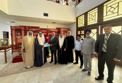 ‏جمعية "تعايش" تهدي السفير الأردني نسخ من كتاب "في ضيافة ملك السلام"