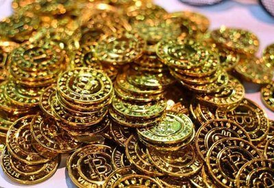 البتكوين إلى مستويات تاريخية.. ما الأسباب؟