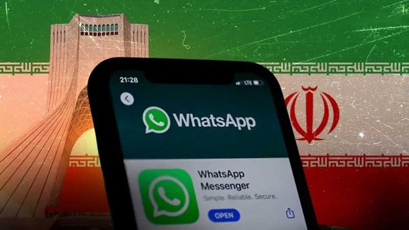 طهران تحذر كبار قادتها من استخدام "واتساب".. ورسالة للإيرانيين
