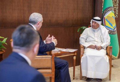 البديوي يناقش تنفيذ خطة العمل المشترك بين دول التعاون وأذربيجان