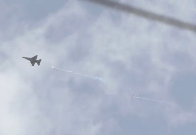 قتلى وجرحى جراء ضربة إسرائيلية على وزارة الدفاع السورية