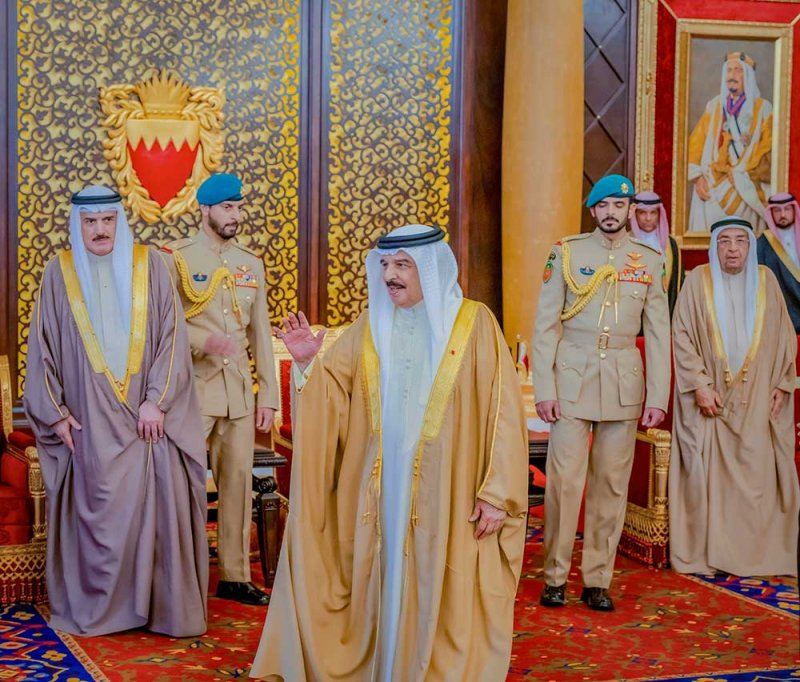 الملك المعظم: قواتنا العسكرية والأمنية حماة البحرين  ودرعها الحصين والعين الساهرة على المصالح العليا