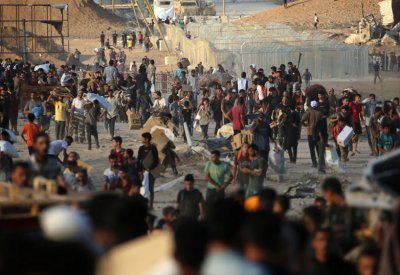 غزة.. مقتل 60 فلسطينيا بينهم 35 من طالبي المساعدات