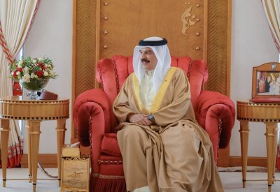 جلالة الملك المعظم يستقبل عددًا من كبار المسؤولين